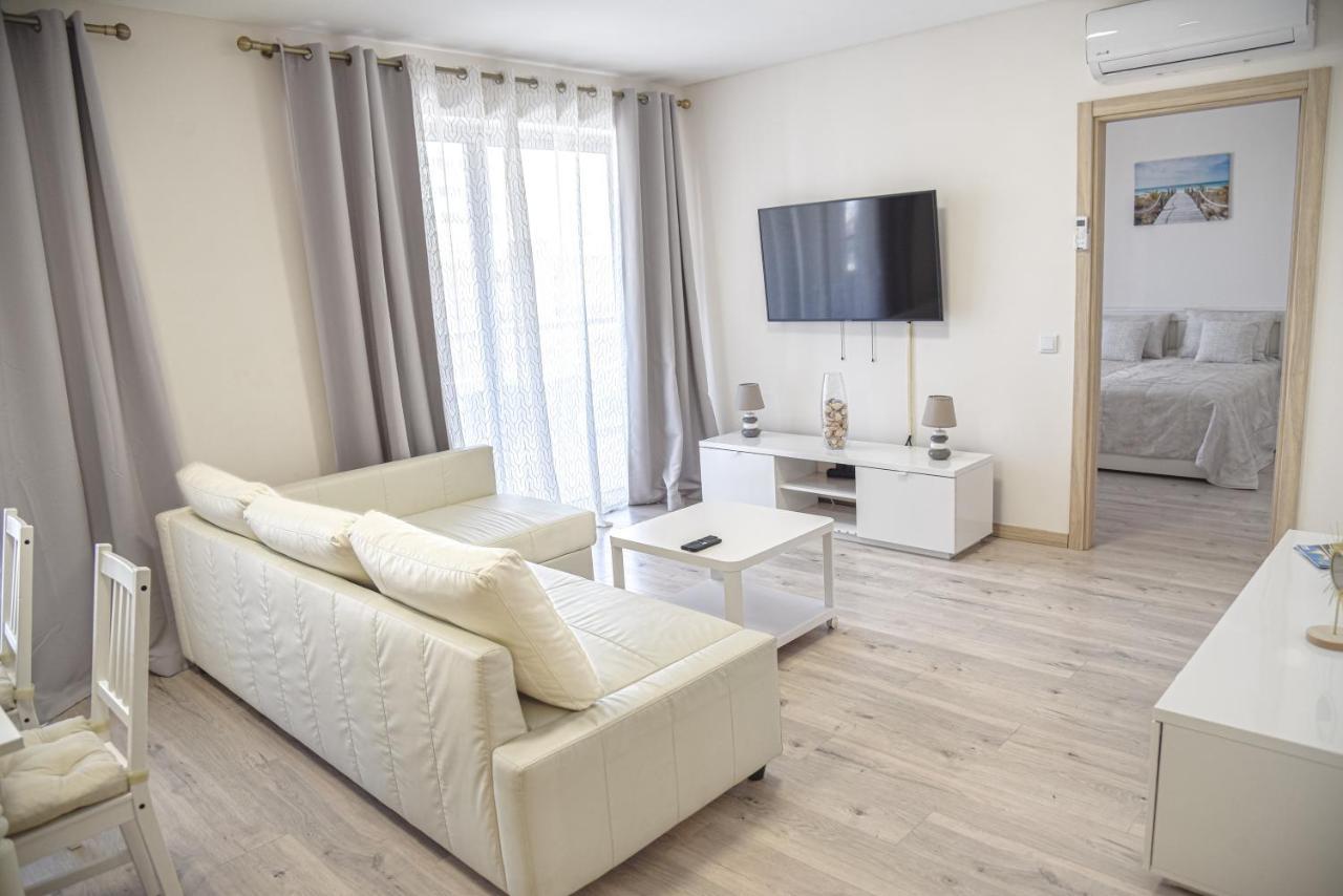 Apartamento Elegante Com Garagem E Piscina Na Praia Da Rocha Portimao Exterior photo